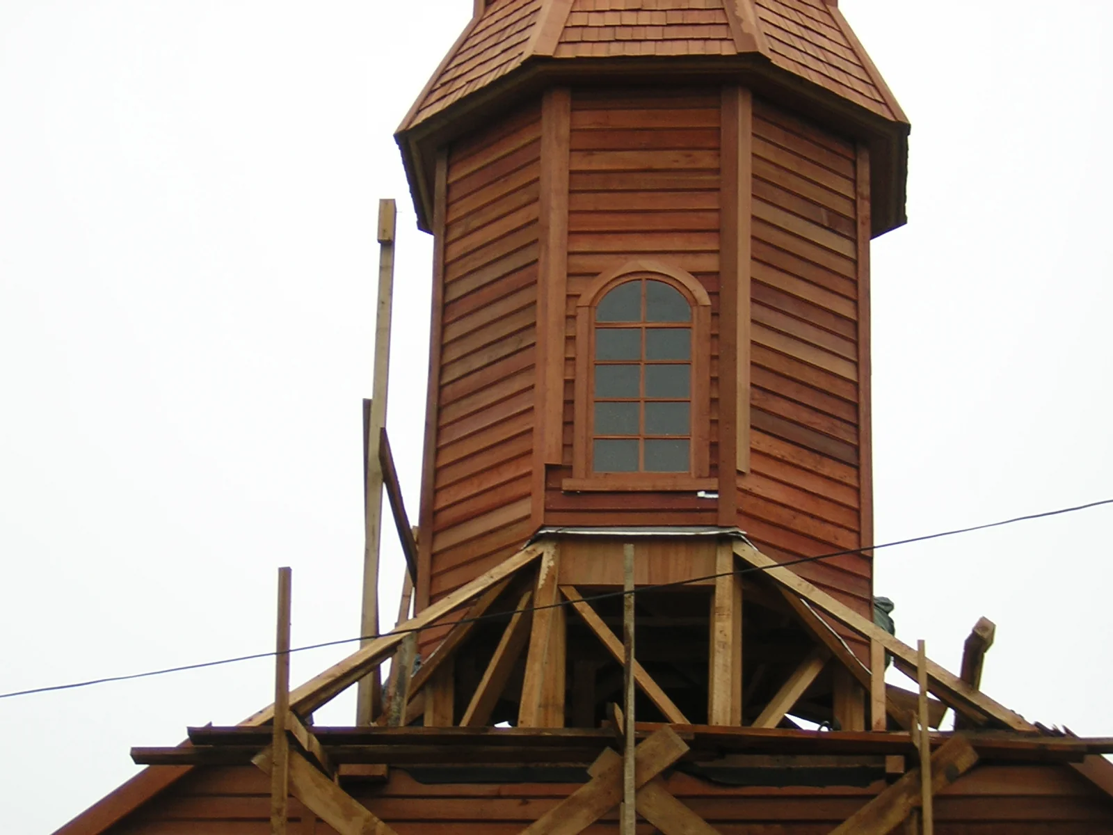 Restauración patrimonial Iglesia de San Juan · Constructora Patrimonial Chiloé